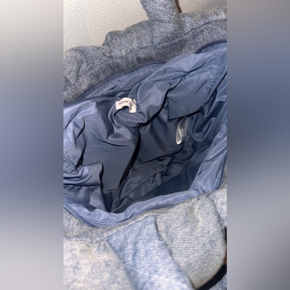 Good American Denim Puffer Tote - Picture 2 of 5